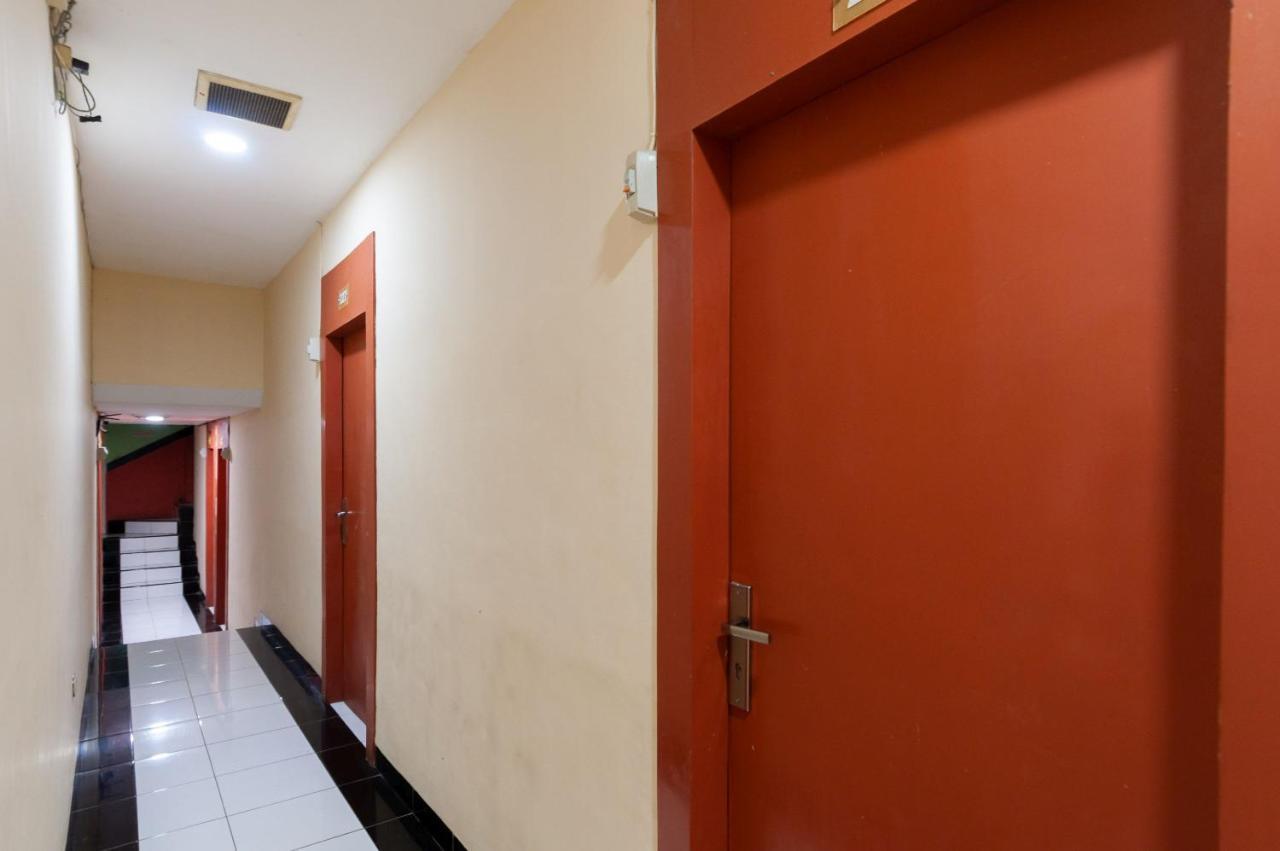 Urbanview Hotel Syariah Residence Medan By Reddoorz Ngoại thất bức ảnh
