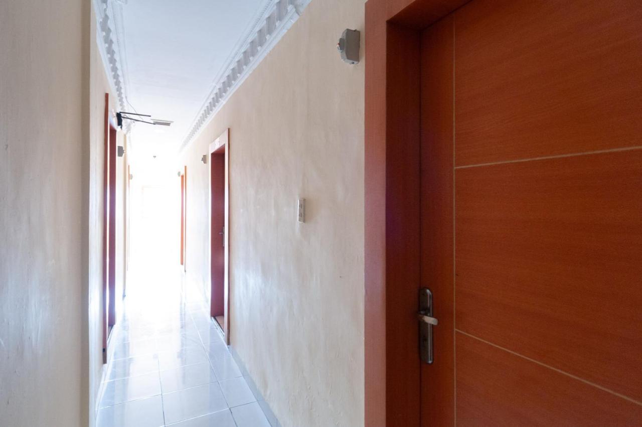 Urbanview Hotel Syariah Residence Medan By Reddoorz Ngoại thất bức ảnh