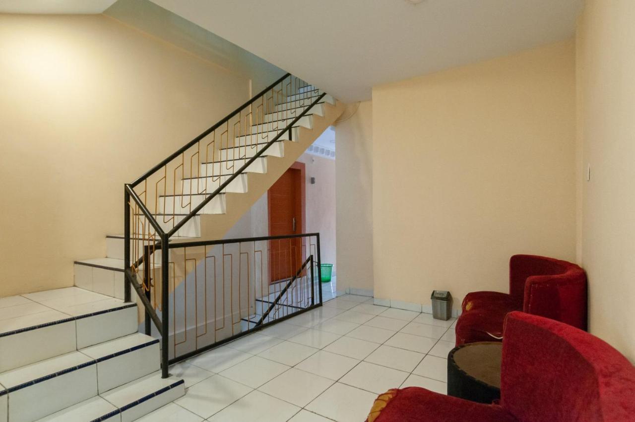 Urbanview Hotel Syariah Residence Medan By Reddoorz Ngoại thất bức ảnh