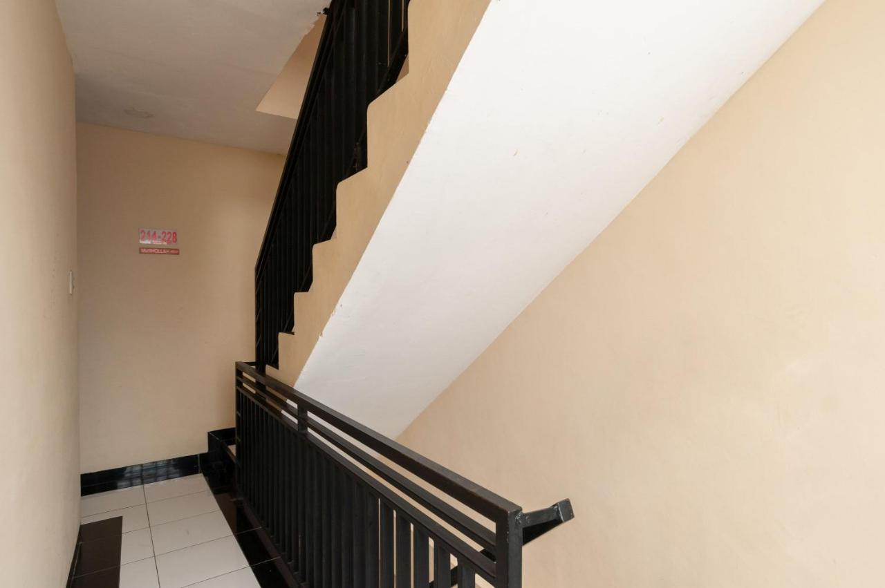 Urbanview Hotel Syariah Residence Medan By Reddoorz Ngoại thất bức ảnh